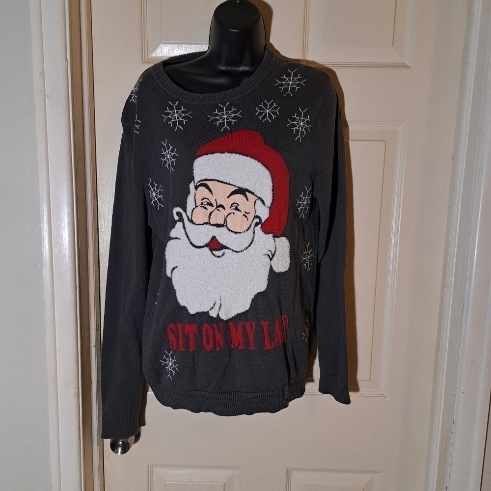 Mossimo Santa sweater size medium